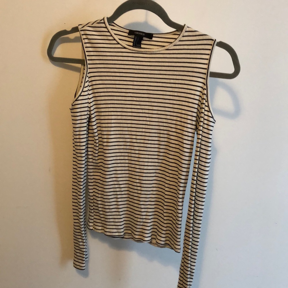 Forever 21 shirt